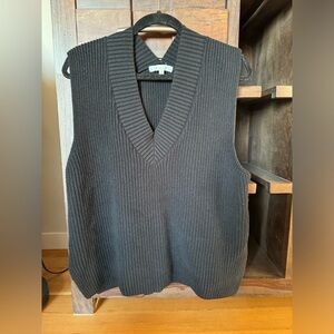 Sweater Vest